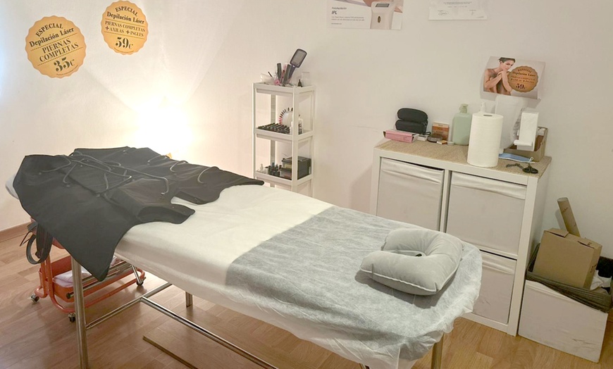 Image 4: Lifting y tinte de pestañas con opción a diseño, depilación y tinte