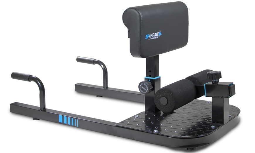 Image 20: Equipements de fitness Sparraw : machine squats, banc, vélo, rameur