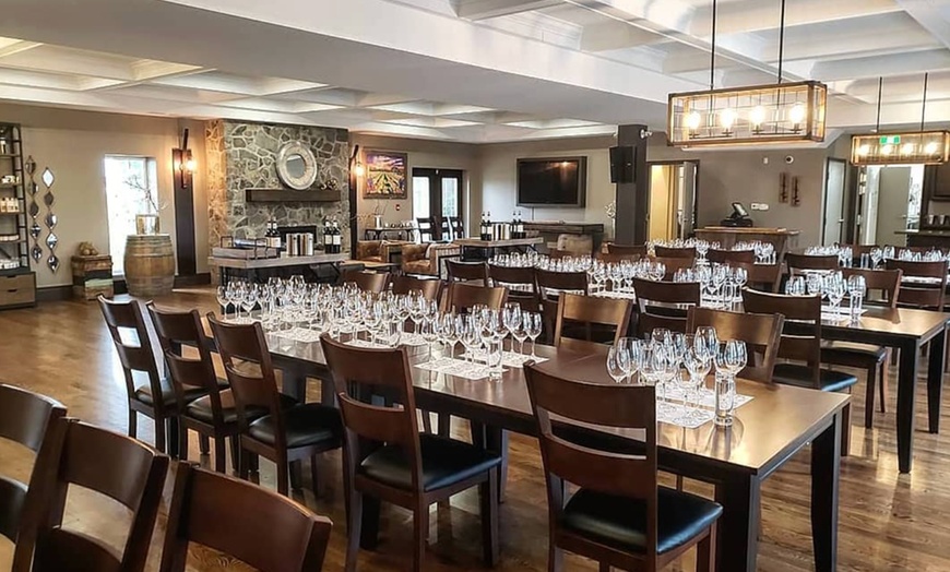 Image 11: Wine Flights, Glasses, Charcuterie & Flatbread Pizza Experience