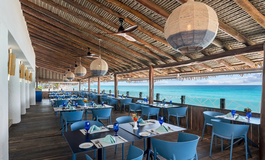 Image 9: 5-Star All-Inclusive Beachfront Stay 