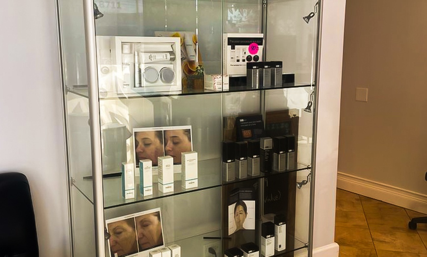 Image 4: Up to 53% Off on Facial at Pure Spa