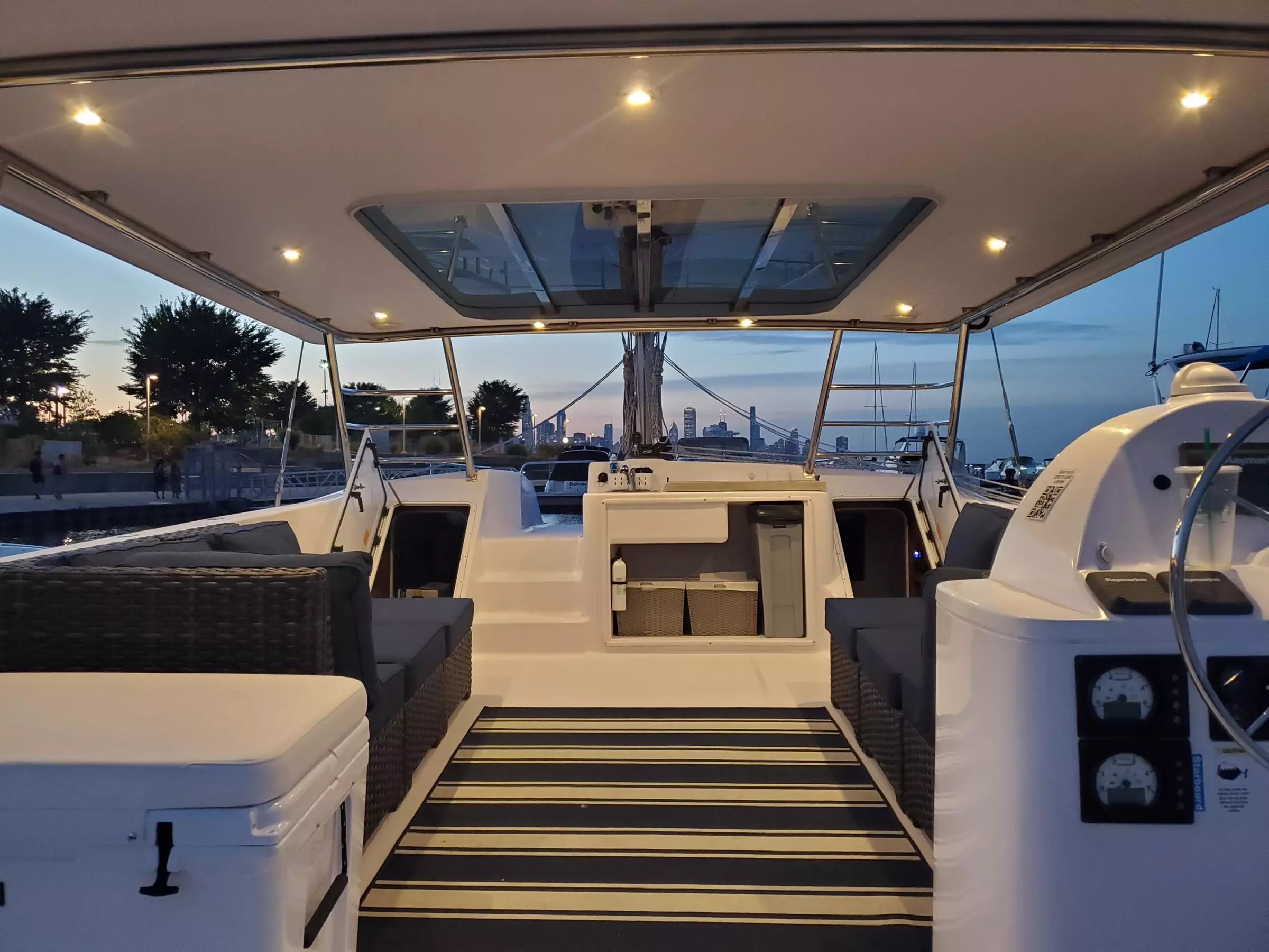 Scenic 2-Hour Sail for Up To 7 Passengers on a Open Seating Catamaran 