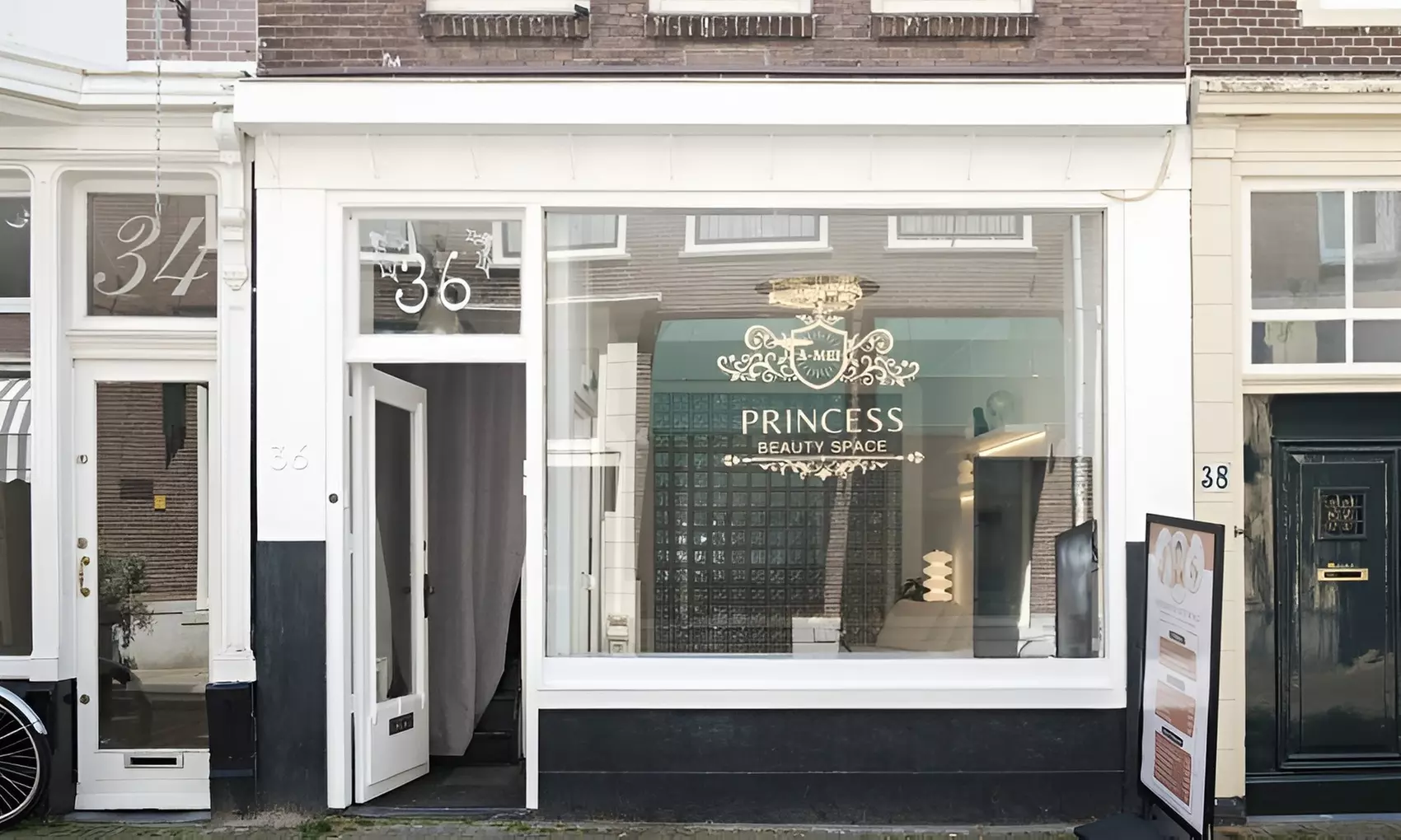 Geniet van een diepe hoofdhuidverzorging met een luxe Head Spa van 60 minuten, alleen of samen met 50% korting