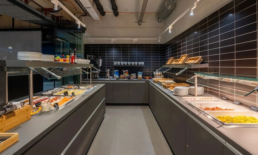 Image 13: Köln: 1-3 Nächte mit Frühstück & Michael Schumacher Collection