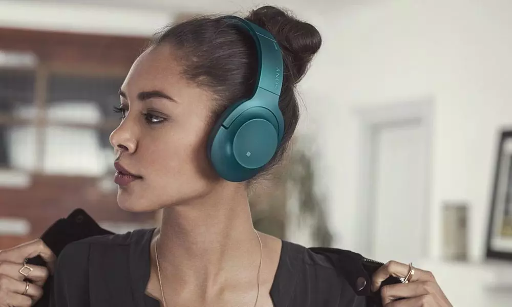 Sony MDR100 h.Ear On Wireless Noise Canceling Bluetooth Headphones - Second Medium