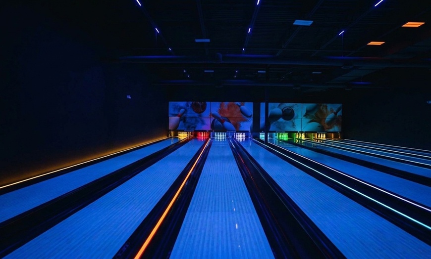 Image 10: Bowling, Arcade & Party Fun at Quick Games Hub in Mississauga, ON