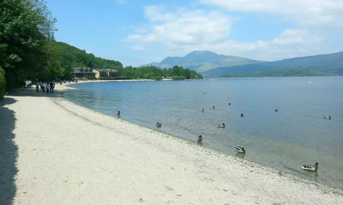 Loch Lomond: 4* Stay with Full Scottish Breakfast and Optional Dinner