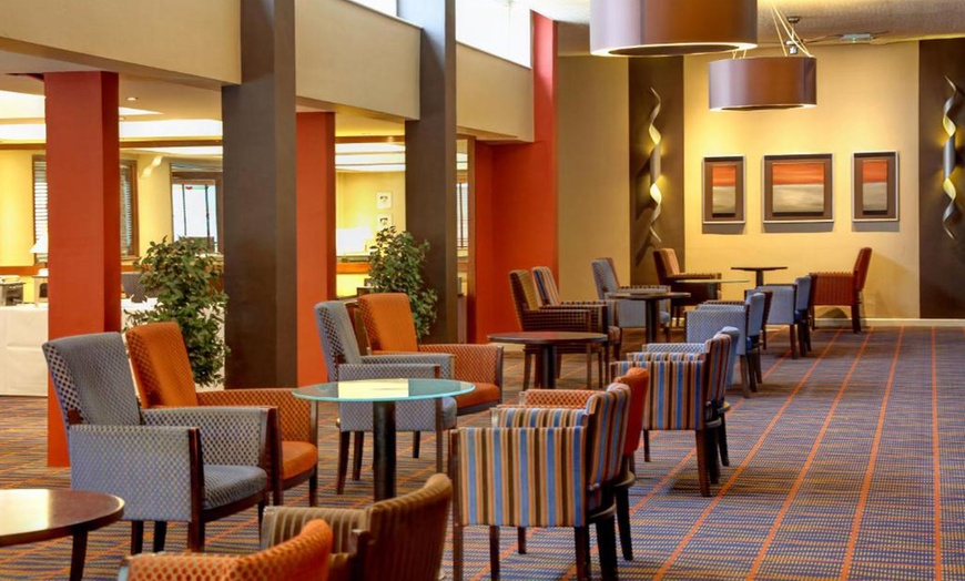 Image 6: 2-Course Traditional Sunday Lunch by the Sea for 2–4