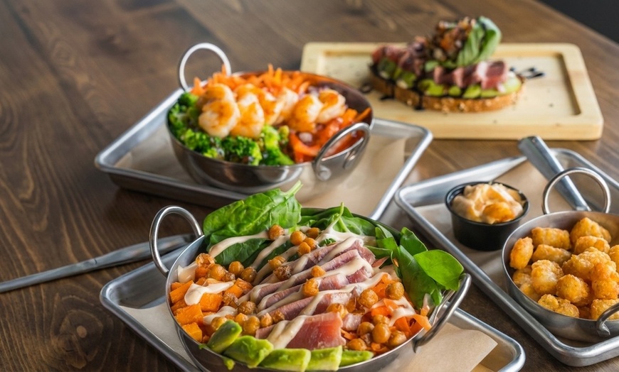 Image 19: Enjoy C$50 or C$100 Towards Food and Drinks at Joey's Fish Shack  