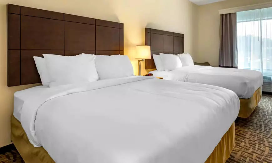 Double Queen Room