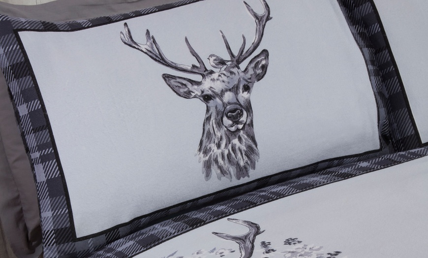 Image 2: Angus Stag Brushed Cotton Duvet Set
