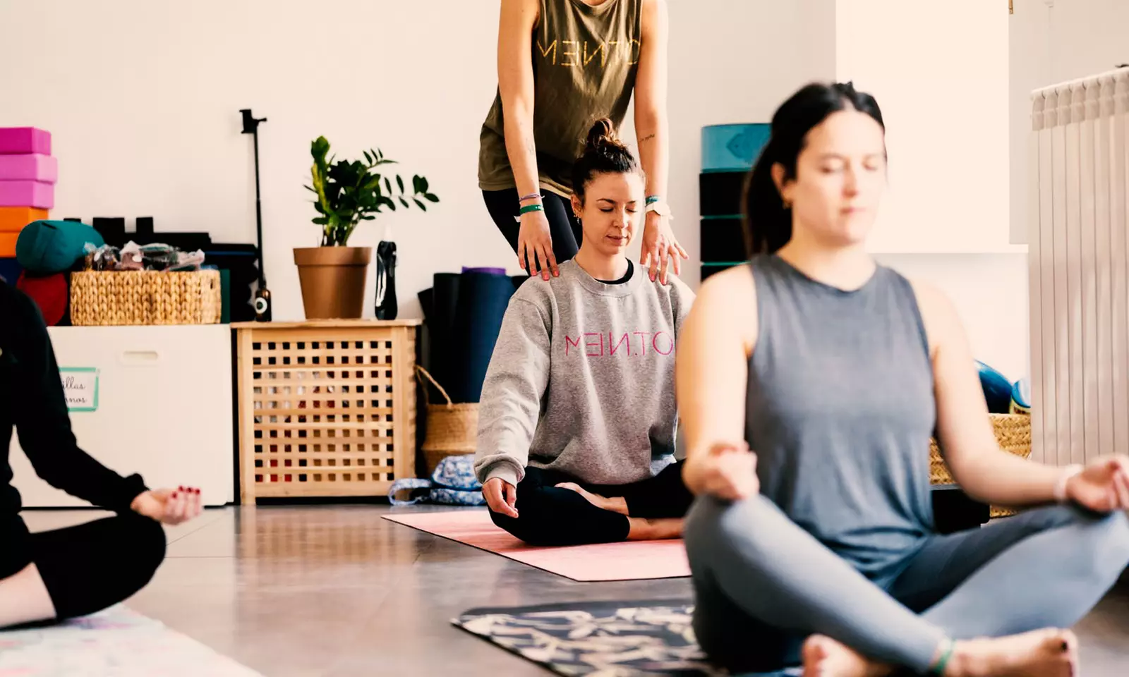 3 clases de yoga y/o meditación o ilimitadas durante un mes para 1