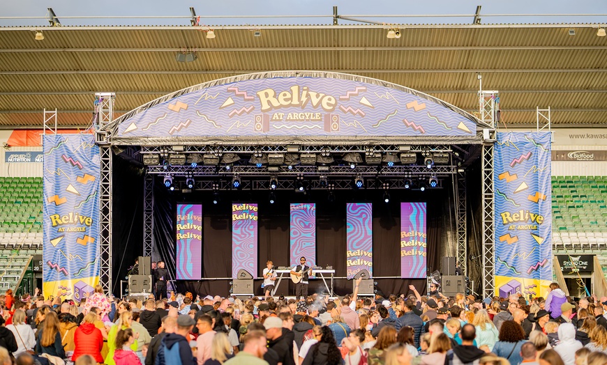 Image 24: Up to 79%% Off 90's Plymouth Family Festival This Bank Holiday