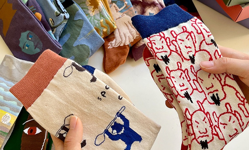 Image 13: Four Pairs Monet-Inspired Women Novelty Crew Socks