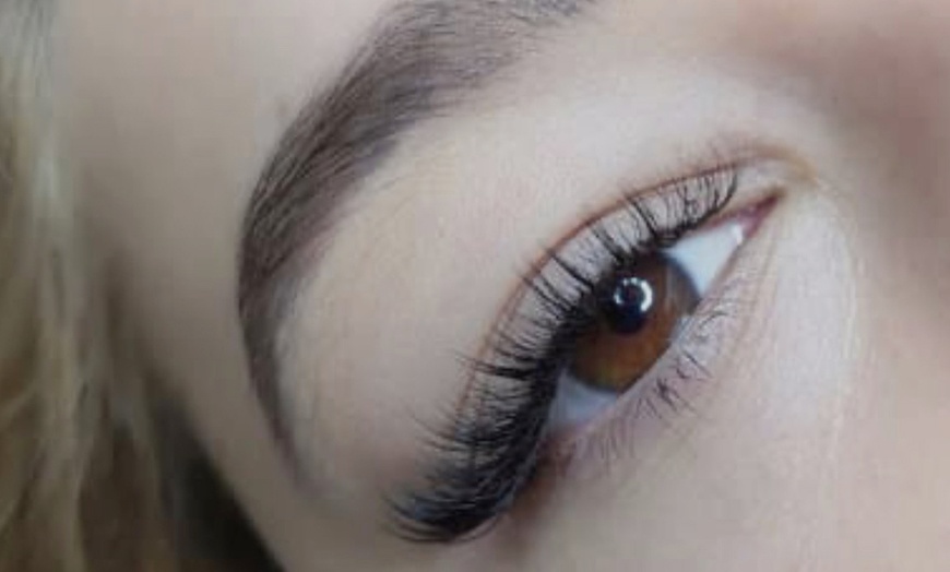 Image 3: Enhance Your Look with Classic/ Hybrid or Volume Eyelash Extensions