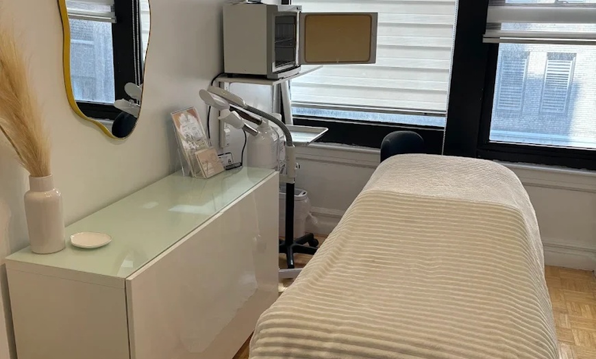 Image 6: Enjoy a Youthful Glow with Top-Rated Nano-Infusion Therapy Sessions