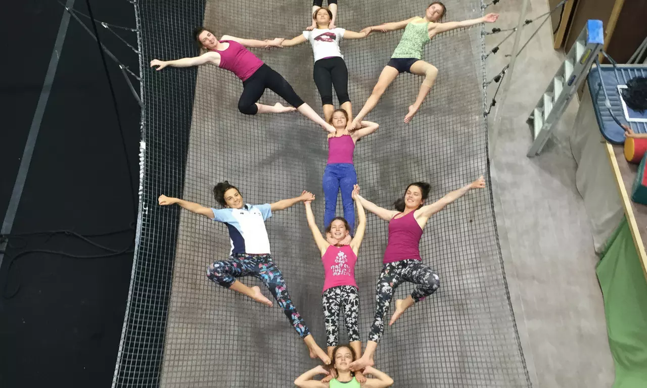 2-Hour Flying Trapeze Beginner Experience for One or Two People