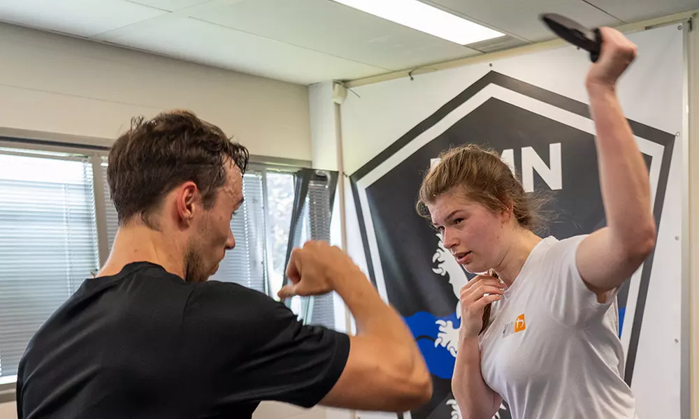 Ontwikkel kracht en mentale weerbaarheid met Krav Maga-lessen