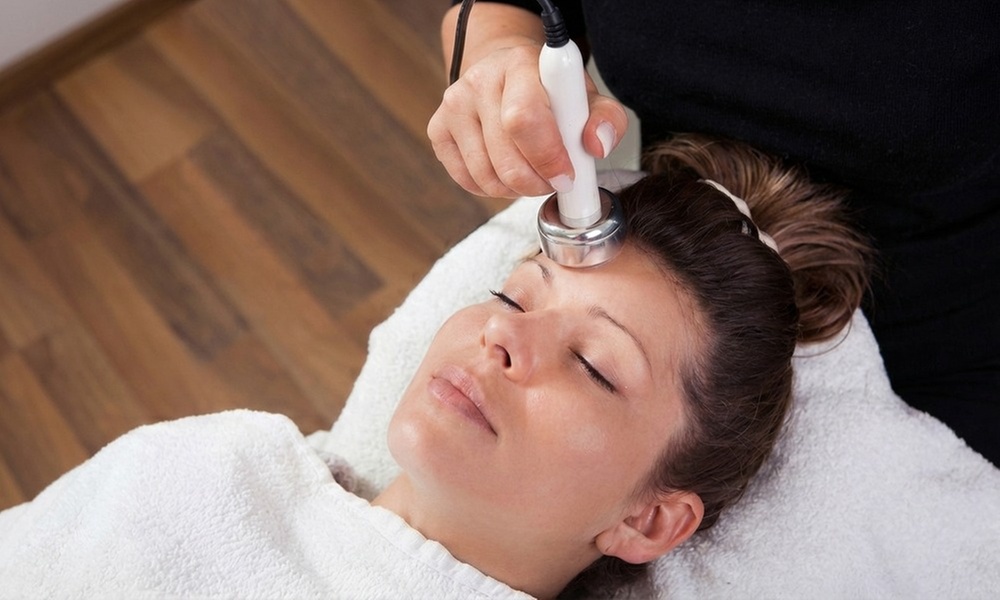 1, 2 or 4 Radio-Frequency Skin-Tightening Treatment with Custom Facial