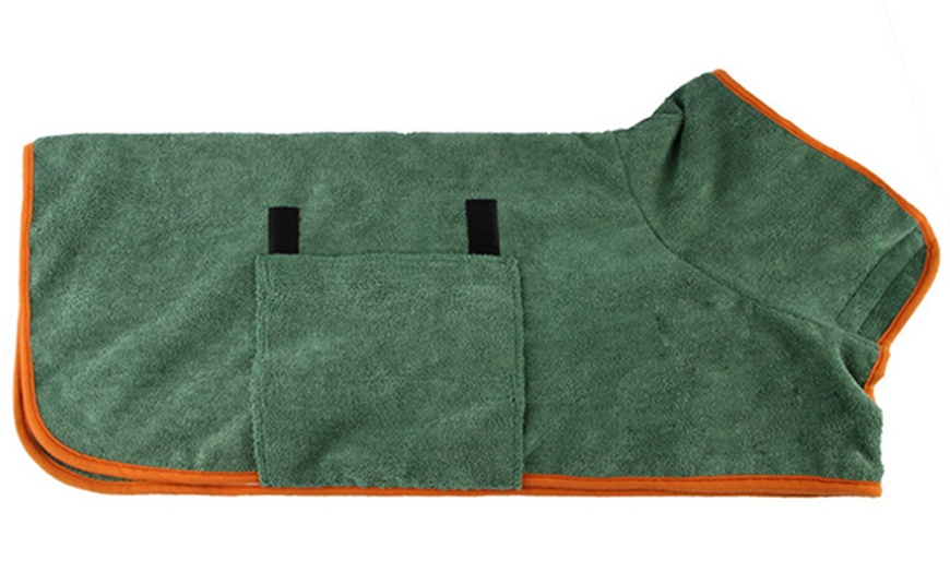 Image 6: Super Absorbent and Quick Dry Pet Bathrobe Towel