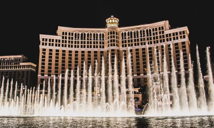 Image 11: ✈ Las Vegas Escape: 4 Days with Air & Hotel