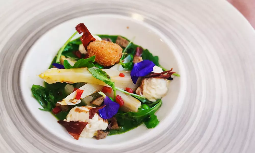 Menu gourmand 7 services avec accords mets et vins en option au Tilia