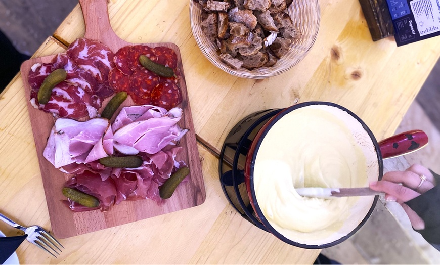 Image 3: Profitez d'une fondue dans un igloo à Val Thorens, Avoriaz, les Arcs