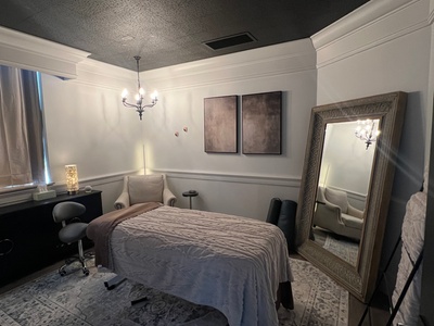 60-Minute Custom Massage with Choice of Two Add-Ons - Modern Massage And Spa