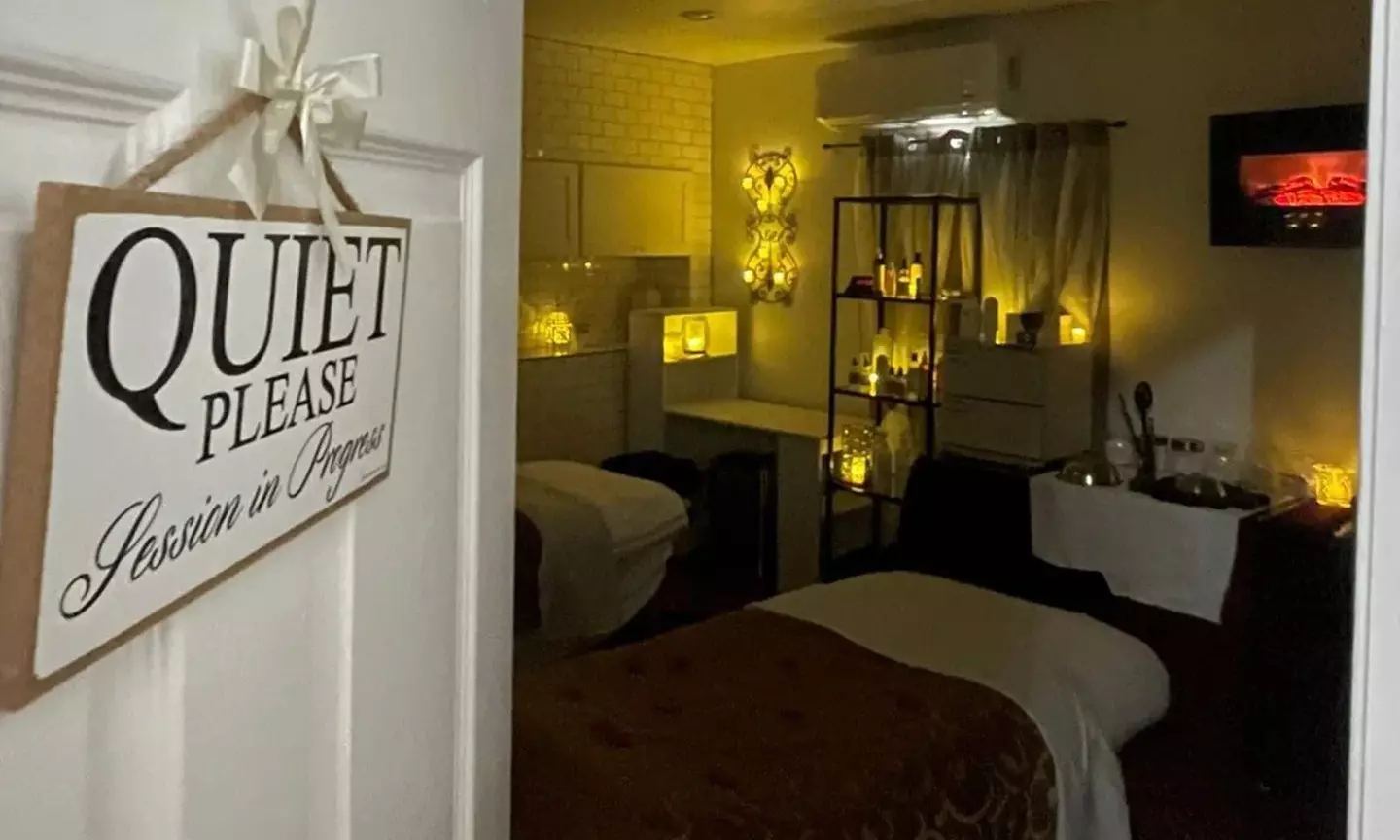 1, 3, or 5 Cocoon Infrared Pod Sessions with Foot Bath and Shower