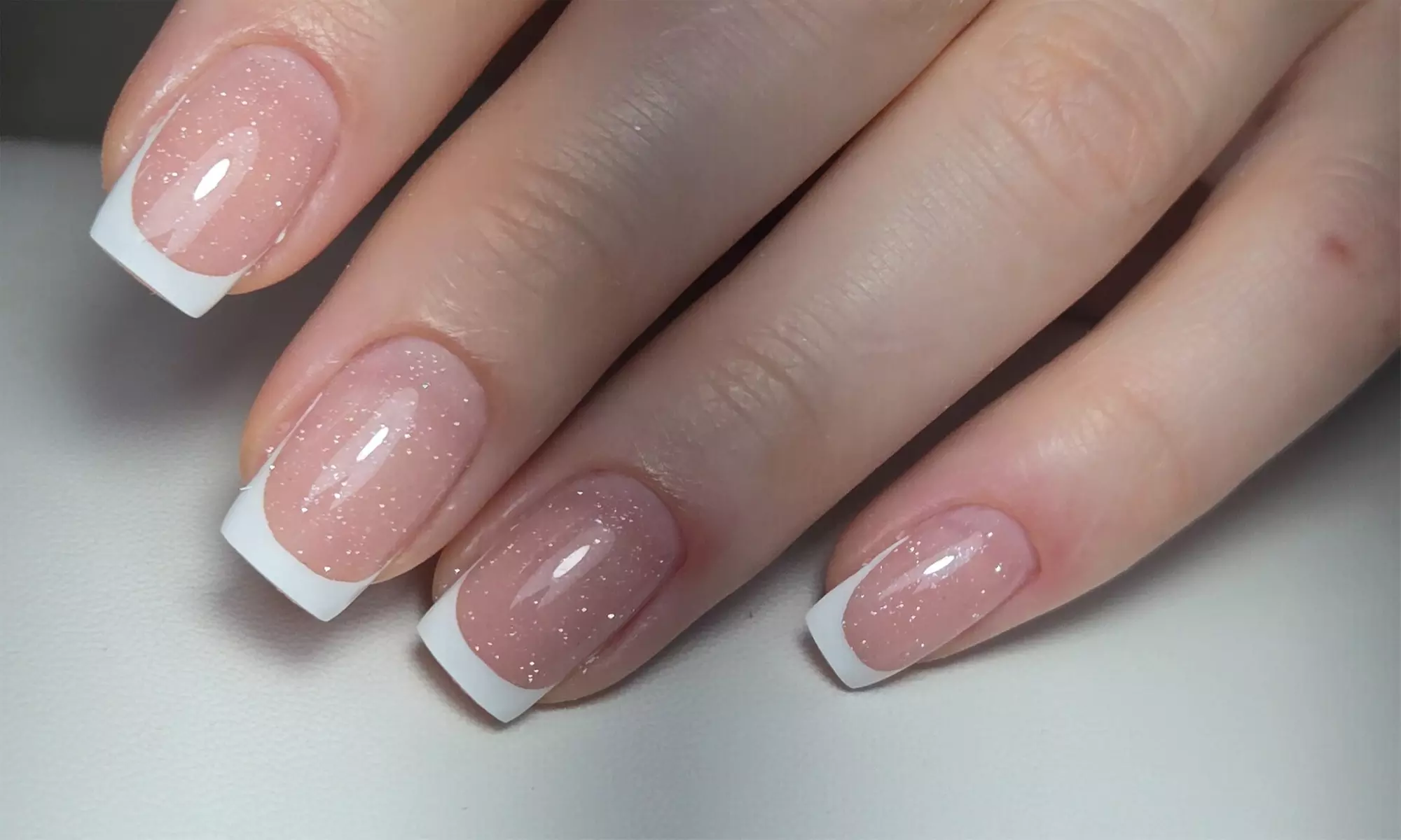 Transform Your Nails with a Classic Gel Polish Manicure
