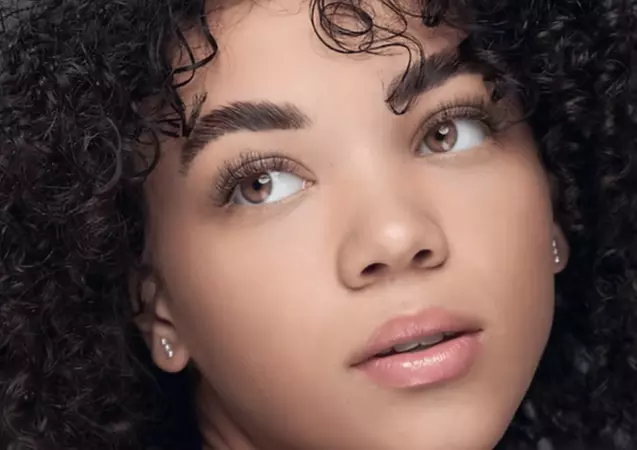 Transform Your Look with Diverse Eyelash Extensions