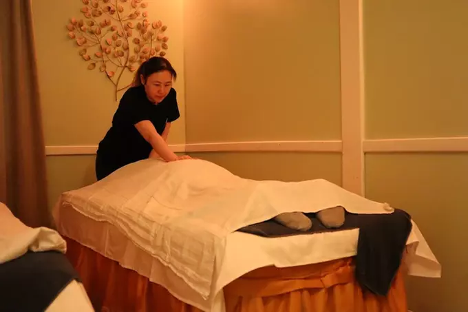 Up to 36% Off on Couples Massage at Paradise Massage