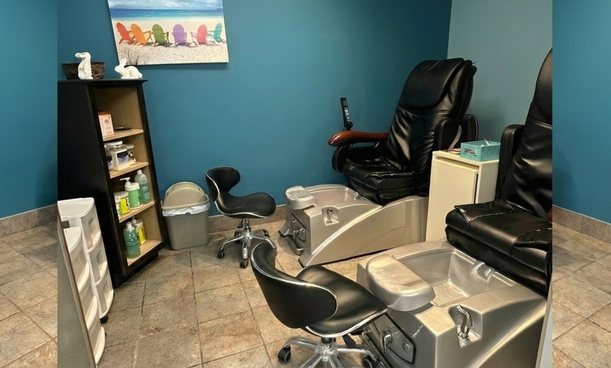 Image 2: Get Your Haircut & style with Mani-Pedis at Fine Reflections Salon 