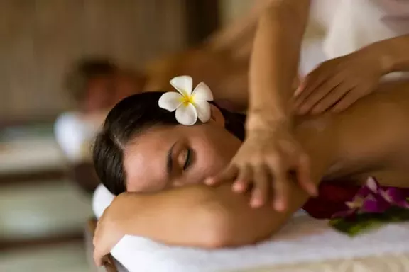 Two-Hour Couples Beach Spa Package includes Massage with Wine & Chocolate or Smoothies ( Up to 41% Off ) - Primary Image