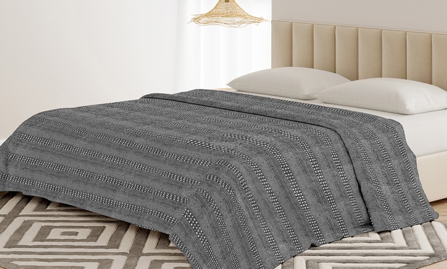 Image 1: Bankhoes en sprei van gerecycled katoen