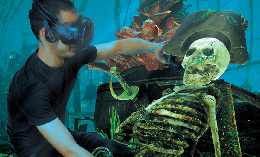 Image 5: Virtual Room Experience for Two, Three or Four People