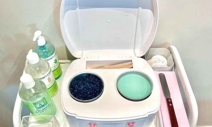 Image 6: Up to 57% Off on Waxing - Unisex at MamiYaba