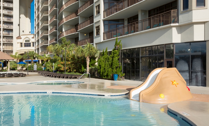 Image 56: Luxury Oceanfront Resort – Private Pools, Lazy River & Swim-Up Bar