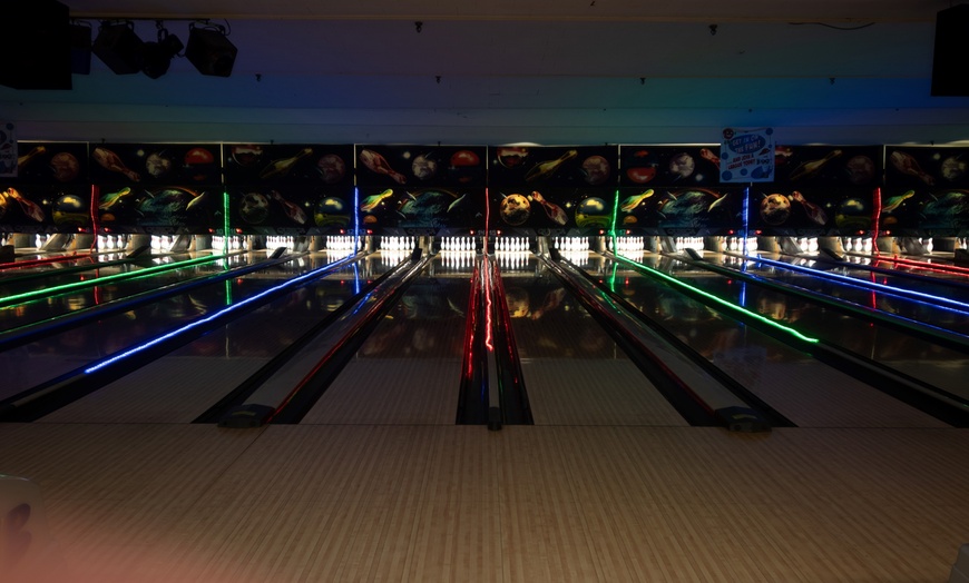 Image 4: Enjoy 60- or 90-Min Unlimited Bowling for Five People At Linden Lanes