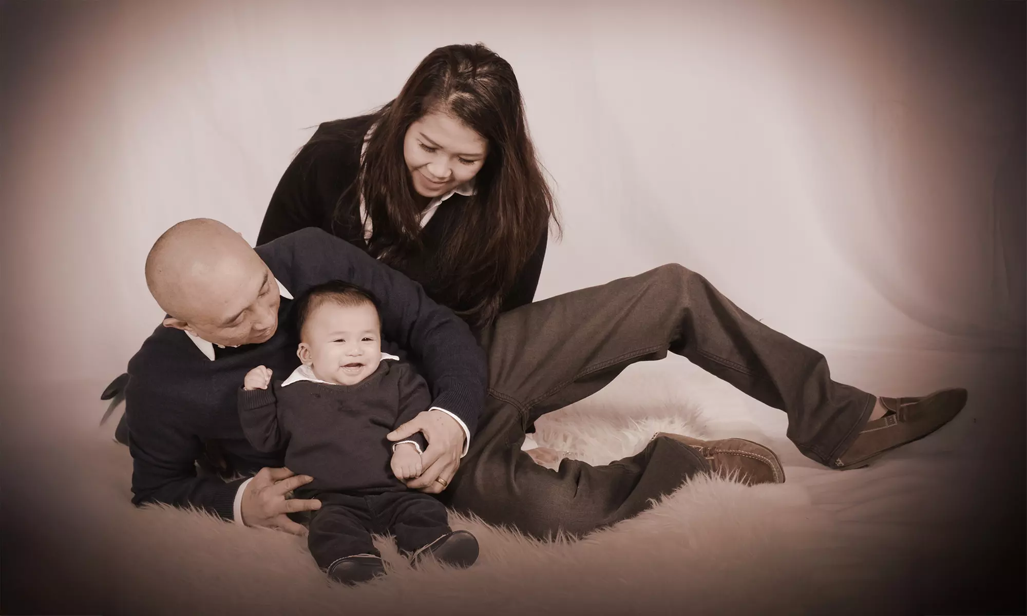 30-, or 60-minute In-Studio Photography Session with Photo Package