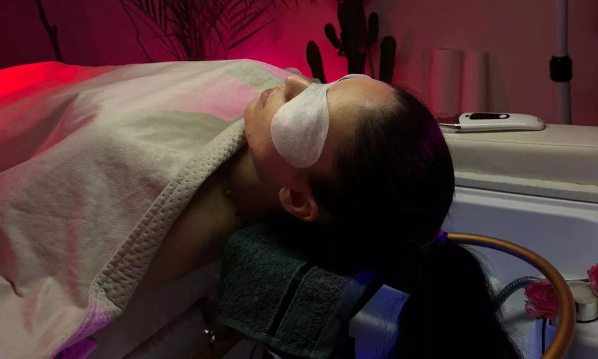 60 Min. Basic Gesichtsbehandlung oder koreanische Skin Care