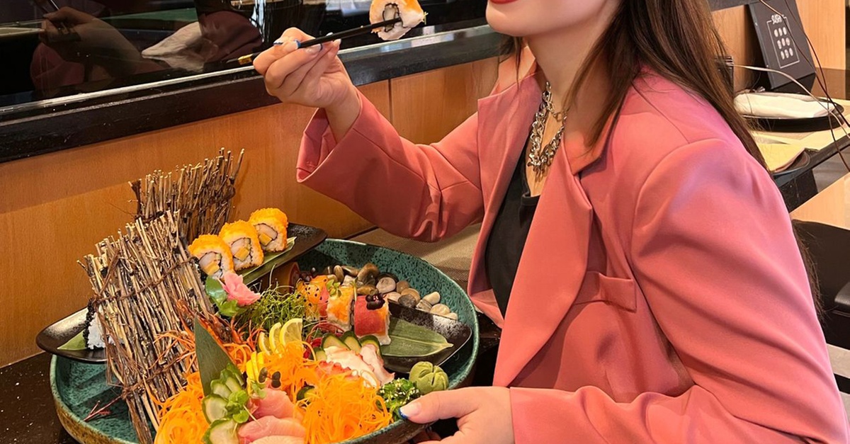 For 1 Child Or 1, 2 Or 4 Adults: All-You-Can-Eat Sushi For 1 Child Or 1, 2 Or 4 Adults: All-You-Can-Eat Sushi