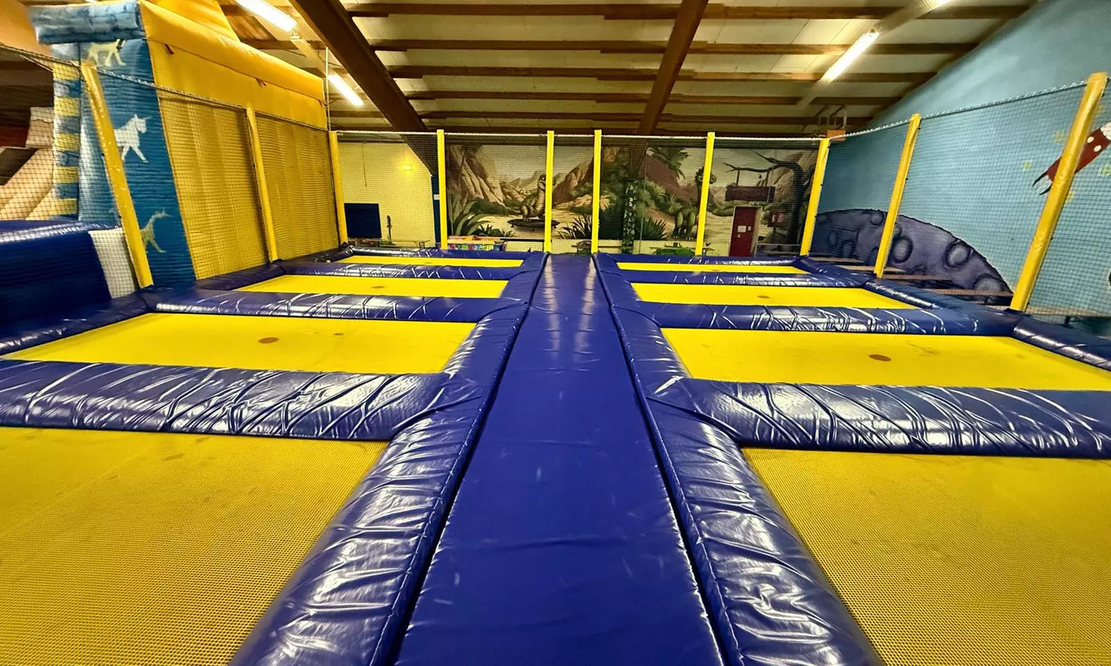 Eintrittskarte für das Kids & Play für 1 - 2 Erwachsene & 1 - 2 Kinder