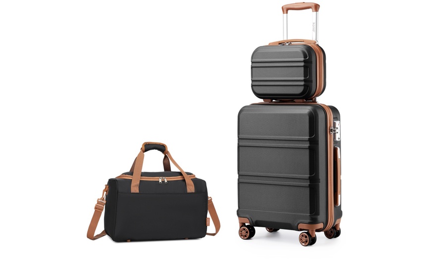 Image 2: Three-Piece Suitcase and Holdall Bag Set