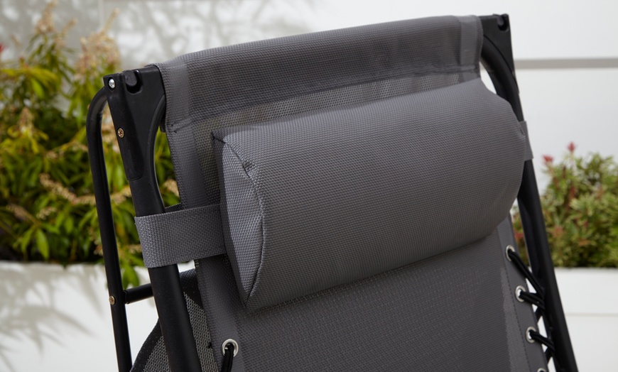 Image 16: Neo Folding Zero Gravity Garden Chairs and Table Set