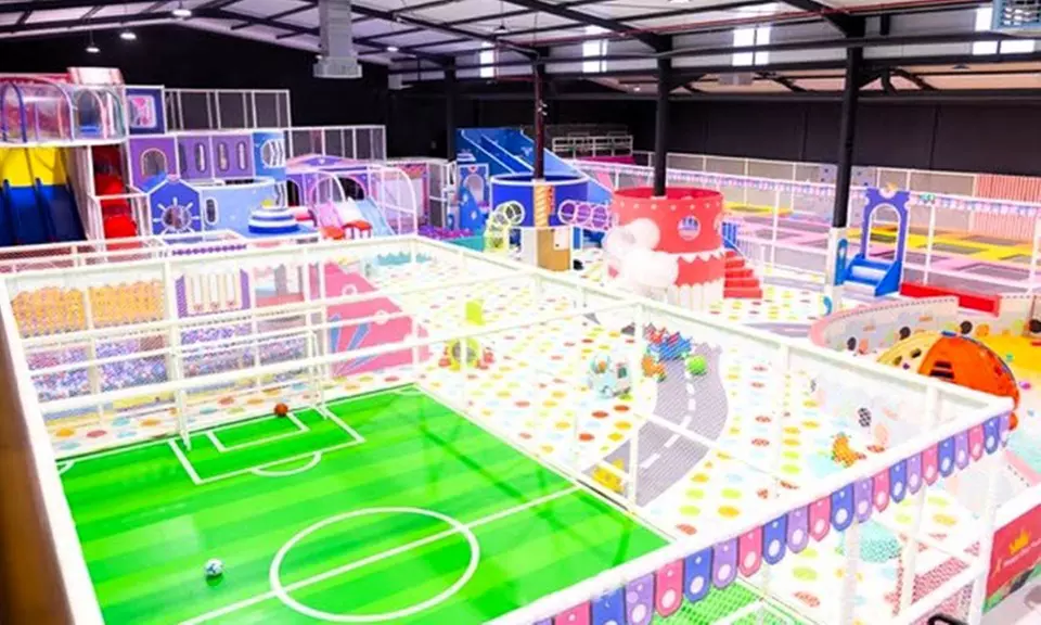 Entrada general con acceso a 12 zonas de juego y Rincón de los Padres