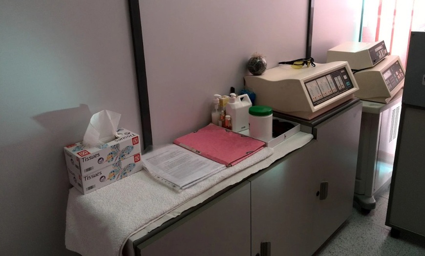 Image 4: 3, 5 o 7 sesiones de depilación con láser de diodo en zona a elegir 