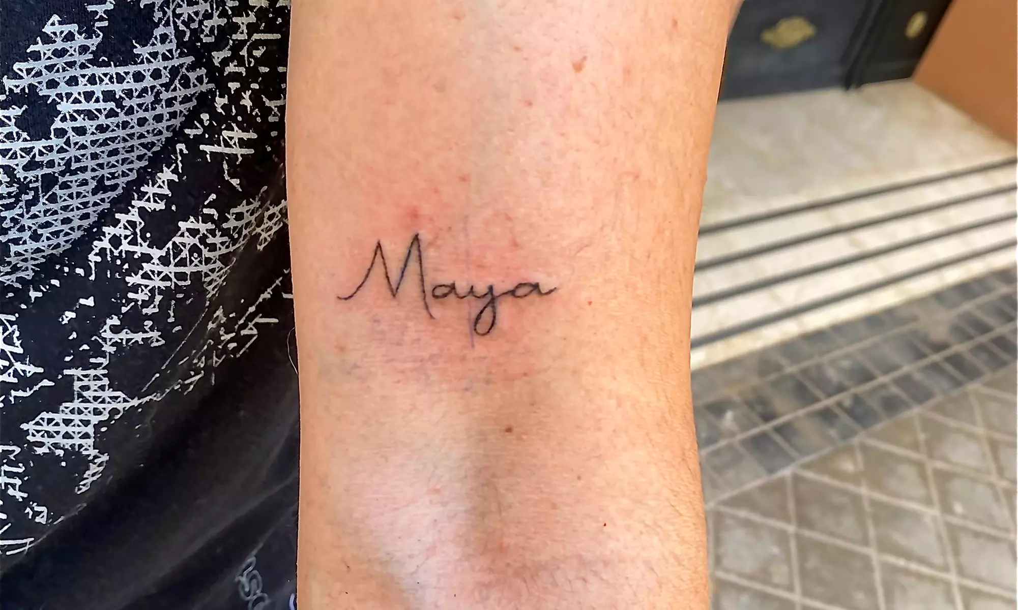 Dale vida a tu piel con 1 o 2 mini tatuajes de 3 x 3 cm en Voytossink