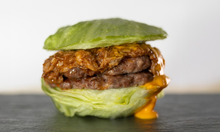 Image 7: Sabor y salud: menú de hamburguesas proteicas para 2 o 4 personas 