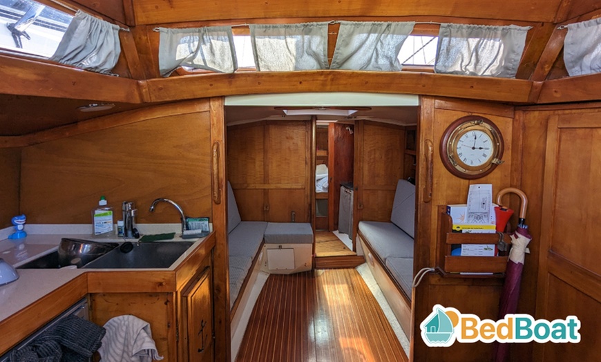 Image 6: Offrez-vous une nuit sur l’eau avec BedBoat